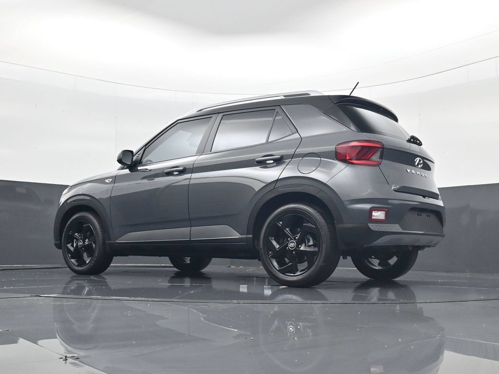 Certified 2026 Hyundai Venue SEL FWD image 28