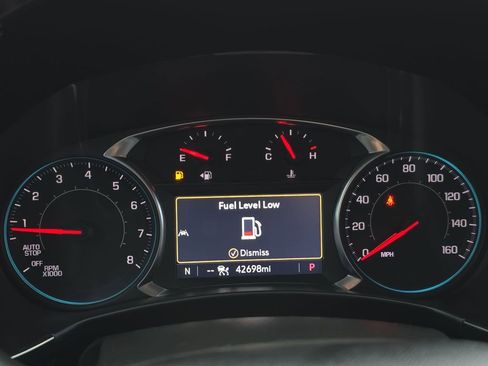 Used 2022 Chevrolet Equinox RS w/ Infotainment Package FWD image 19