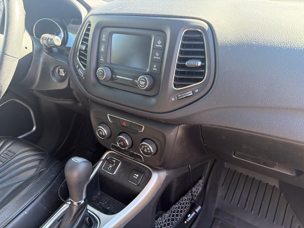 Used 2018 Jeep Compass Sport FWD image 9