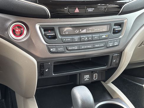 Used 2020 Honda Pilot EX-L image 38