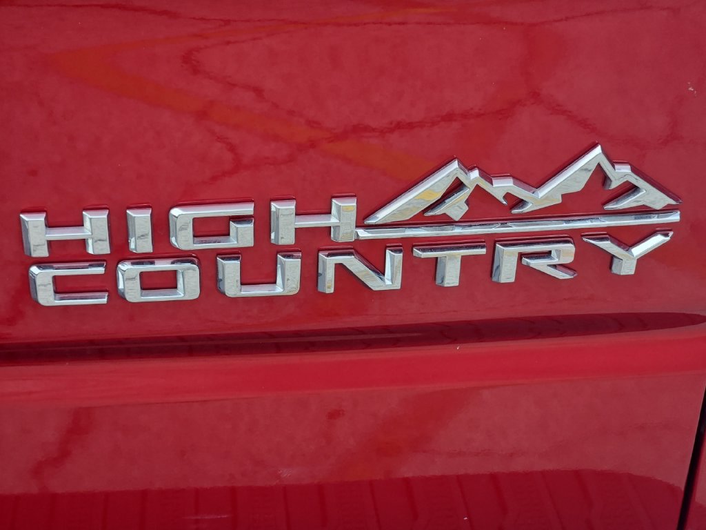 Certified 2025 Chevrolet Silverado 1500 High Country w/ High Country Premium Package AWD/4WD image 23