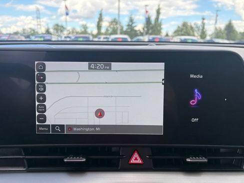 Certified 2023 Kia Sportage EX AWD/4WD image 23