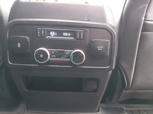 Used 2020 Ford Expedition Limited w/ Equipment Group 303A AWD/4WD image 19