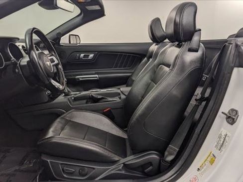 Used 2023 Ford Mustang Premium image 11