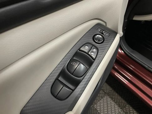Used 2025 Nissan Altima 2.5 SV FWD image 26