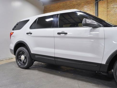 Used 2017 Ford Explorer 4WD Police Interceptor image 8