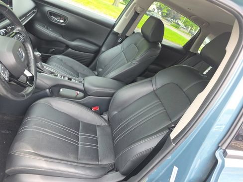 Used 2024 Honda HR-V EX-L image 10