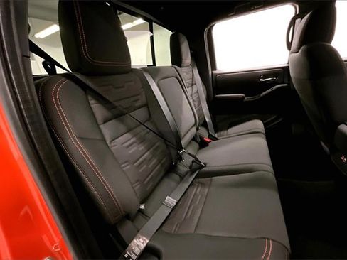 New 2025 Nissan Frontier PRO-4X image 31