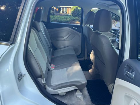 Used 2013 Ford Escape SE image 14