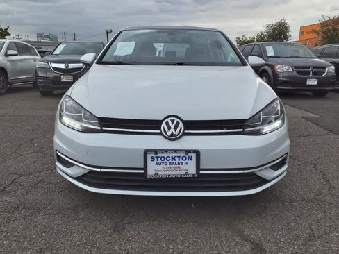 Used 2021 Volkswagen Golf 4-Door image 2