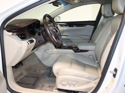 Used 2017 Cadillac XTS Luxury image 31