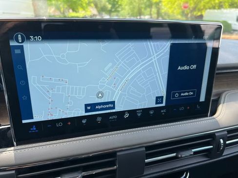 New 2026 Lincoln Corsair Reserve AWD/4WD image 28