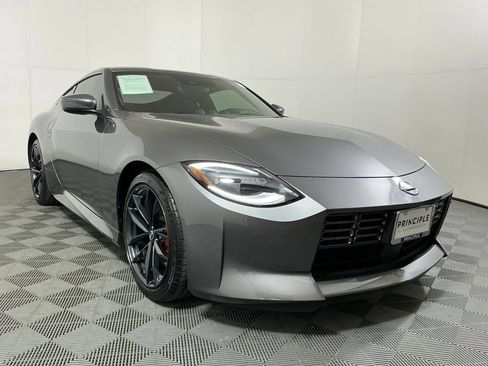 Used 2024 Nissan Z Performance w/ Floor Mat Package RWD image 4
