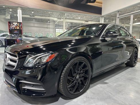Used 2018 Mercedes-Benz E 300 4MATIC image 19