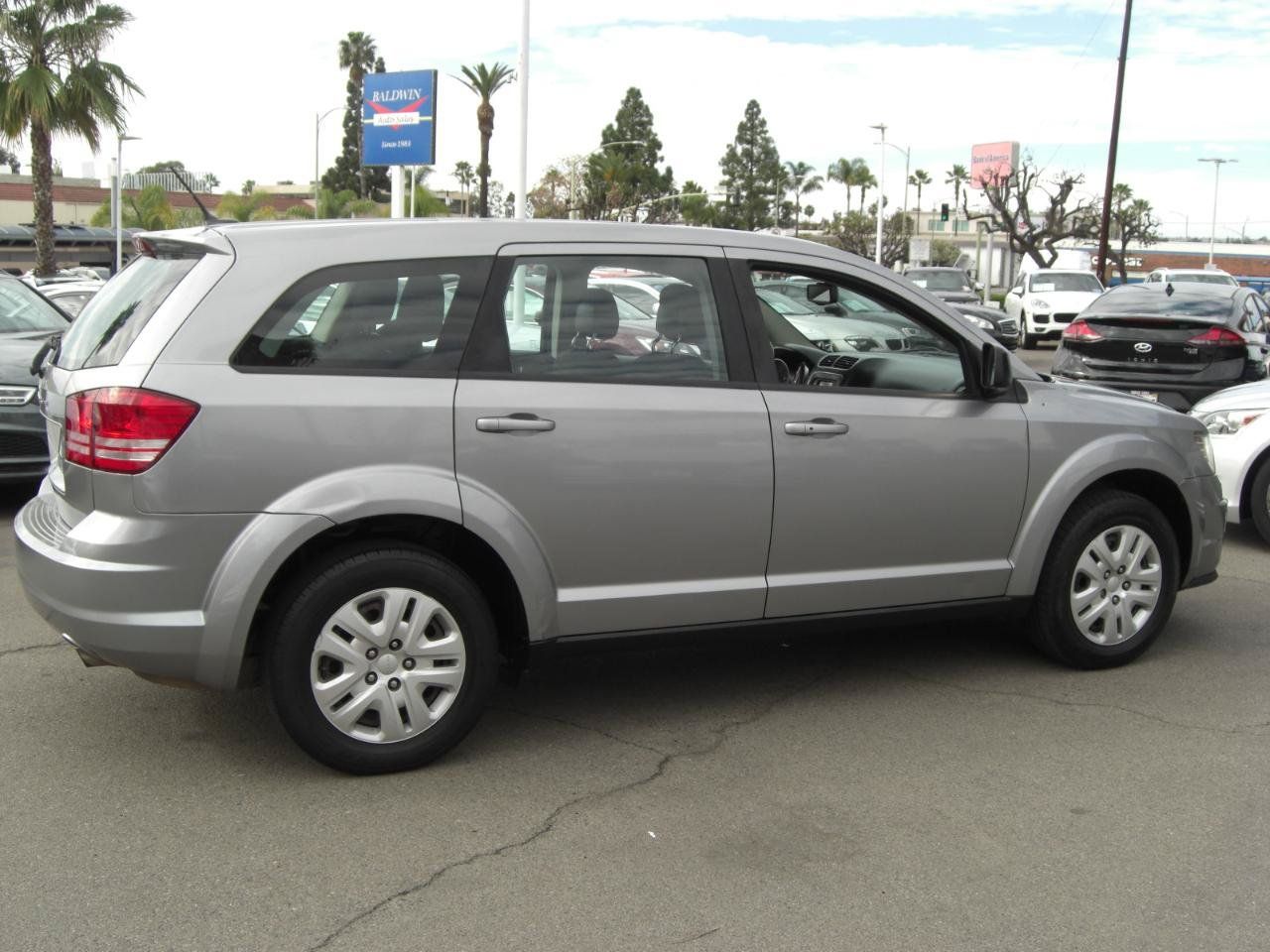Used 2015 Dodge Journey American Value Package w/ Flexible Seating Group FWD image 14