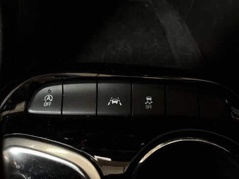 Used 2025 Buick Encore GX Preferred FWD image 23