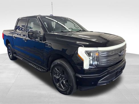 Used 2023 Ford F150 Lightning Lariat w/ Equipment Group 511A High AWD/4WD image 9