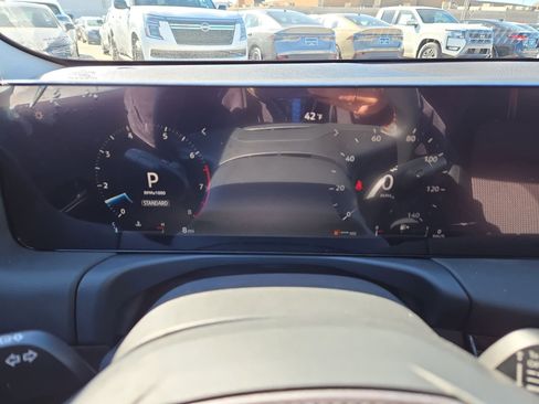 New 2026 Nissan Sentra SR w/ Floor Mat Package FWD image 36