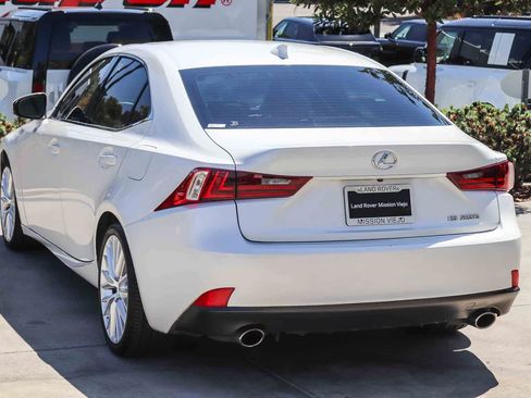 Used 2014 Lexus IS 250 w/ Navigation Package RWD image 4