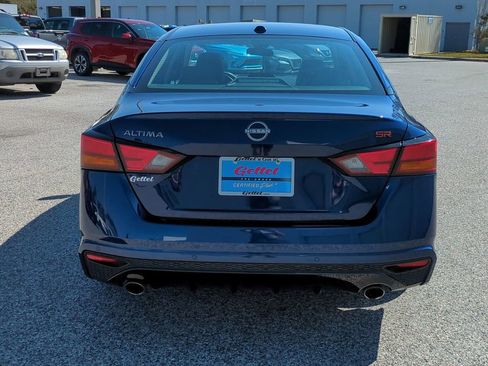 Certified 2024 Nissan Altima 2.5 SR image 6