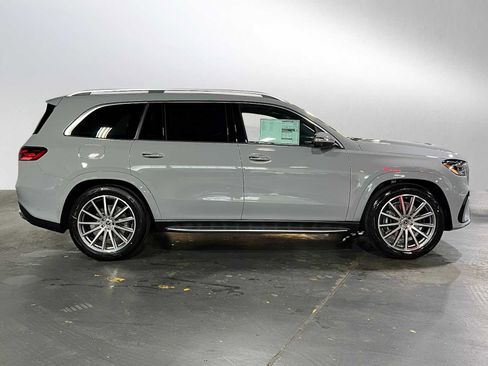 New 2026 Mercedes-Benz GLS 450 4MATIC image 2