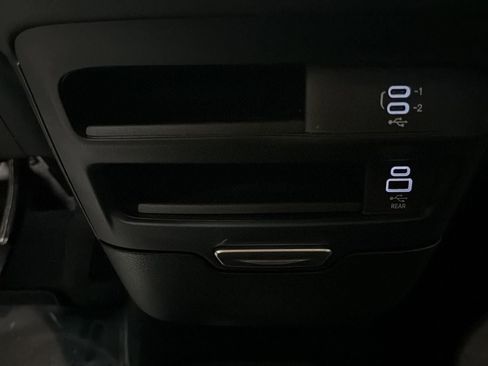 New 2026 Chrysler Pacifica Select image 27