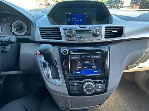 Used 2016 Honda Odyssey EX-L image 20