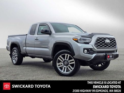Used 2021 Toyota Tacoma TRD Off-Road w/ TRD Premium Off Road Package image 1