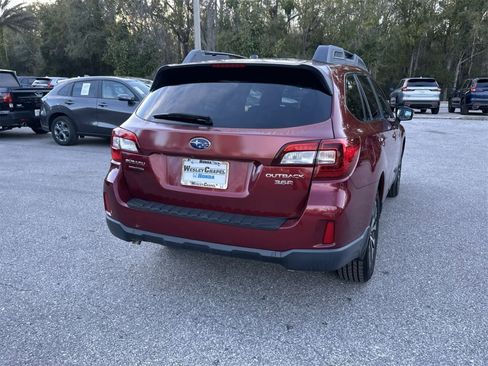 Used 2015 Subaru Outback 3.6R Limited image 6