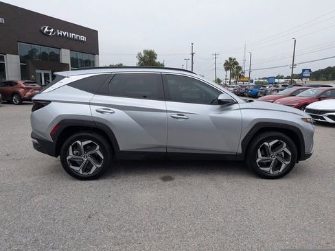 Used 2024 Hyundai Tucson SEL w/ Convenience Package image 3