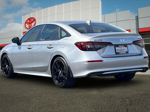 Used 2026 Honda Civic Sport image 5