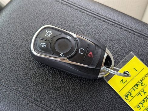 Used 2021 Buick Encore GX Essence w/ Advanced Technology Package image 27