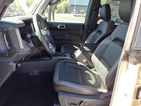 New 2026 Ford Bronco Outer Banks AWD/4WD image 6