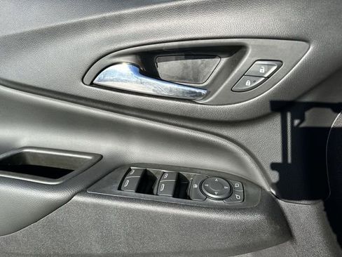 Used 2024 Chevrolet Equinox LT image 23