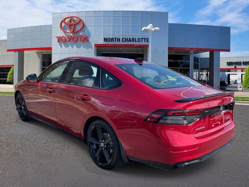 Used 2023 Honda Accord Sport image 7