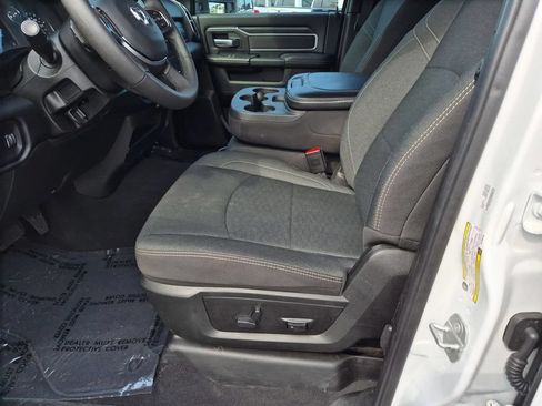 Used 2026 RAM 2500 Big Horn AWD/4WD image 12