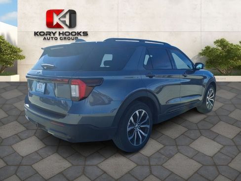 New 2026 Ford Explorer ST-Line w/ Premium Package RWD image 3