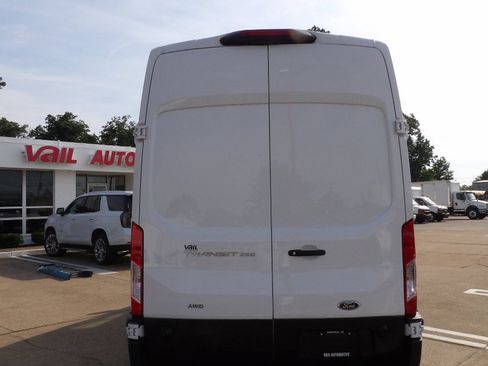 Used 2024 Ford Transit 250 148 High Roof Extended AWD image 3