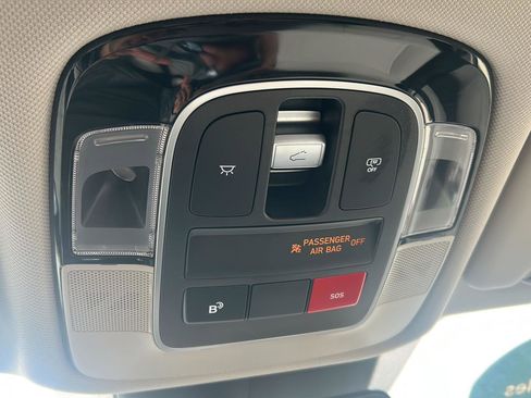 Certified 2025 Hyundai Tucson SEL AWD/4WD image 26