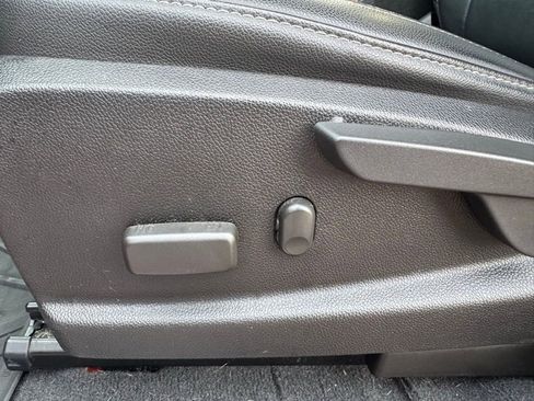 Used 2021 Chevrolet Colorado ZR2 image 17