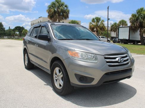 Used 2012 Hyundai Santa Fe GLS FWD image 20