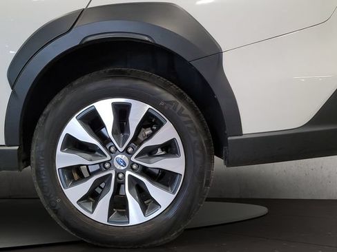 Used 2024 Subaru Outback Touring AWD/4WD image 34