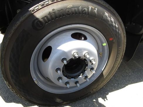 New 2025 Ford F450 XL image 5