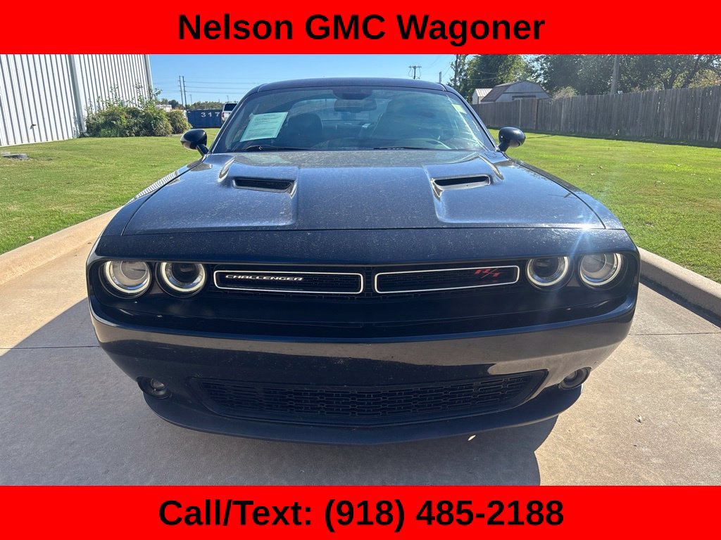Used 2017 Dodge Challenger R/T w/ Sound Group RWD image 2