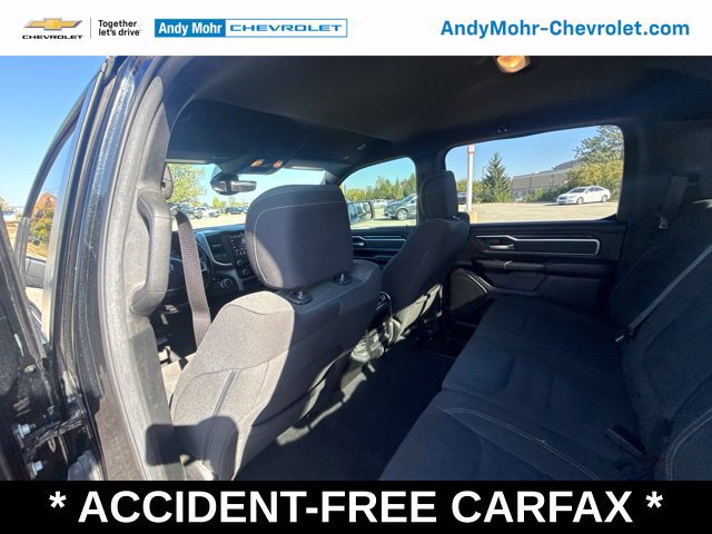 Used 2019 RAM 1500 4x4 Crew Cab image 33