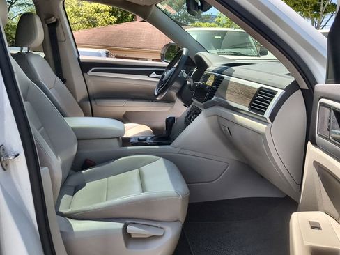 Used 2022 Volkswagen Atlas SE image 27