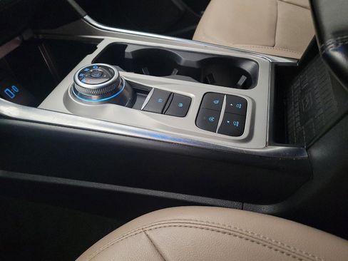 Used 2021 Ford Explorer Limited w/ Equipment Group 301A RWD image 26