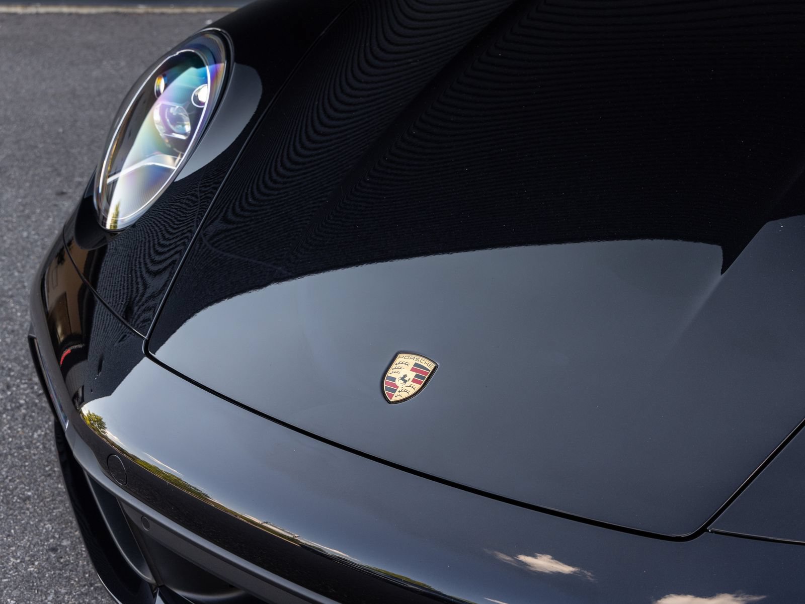 Certified 2024 Porsche 911 Carrera RWD image 10