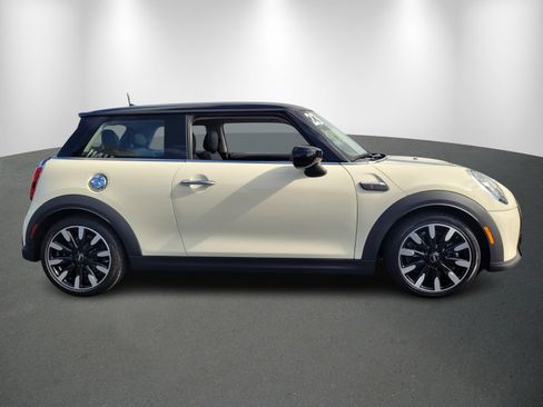 Used 2023 MINI Cooper S image 8
