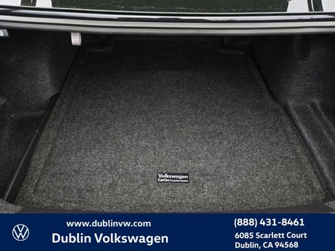 Used 2018 Volkswagen Passat 2.0T SE image 24